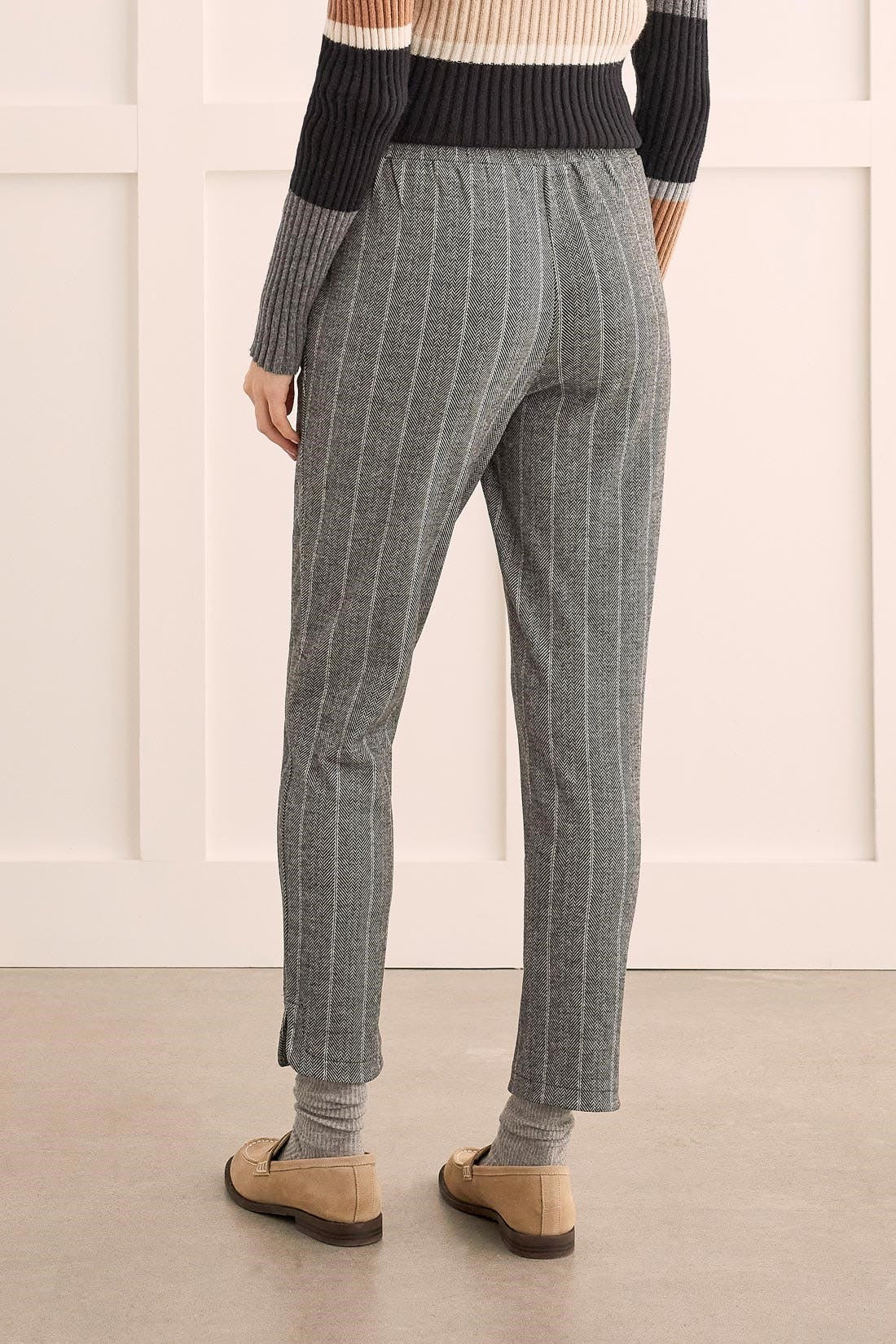 TB Pull-On Pant W/Rounded Hem