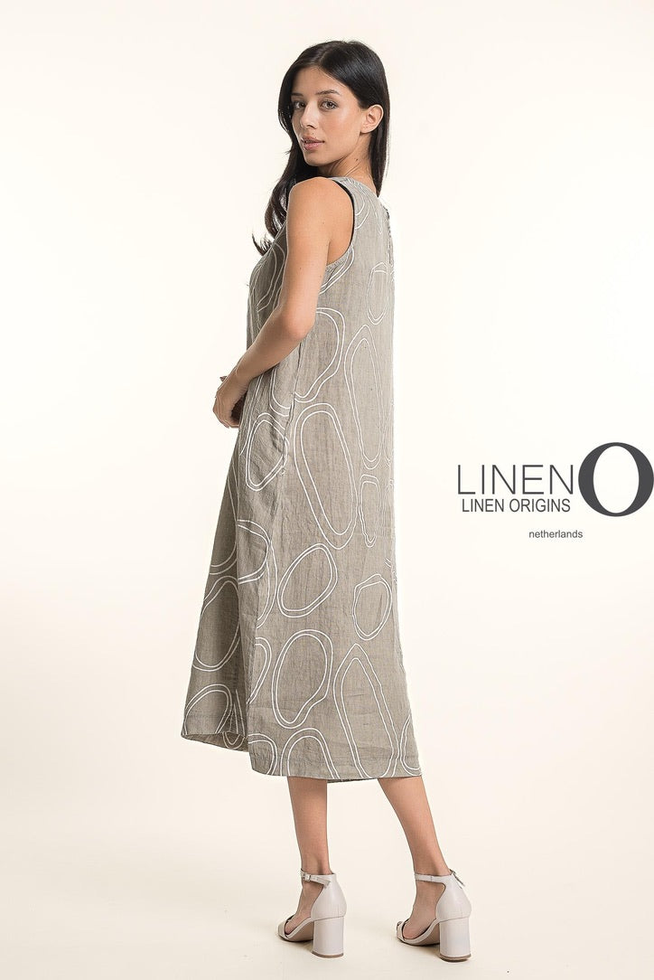 LO Sleeveless Long Dress
