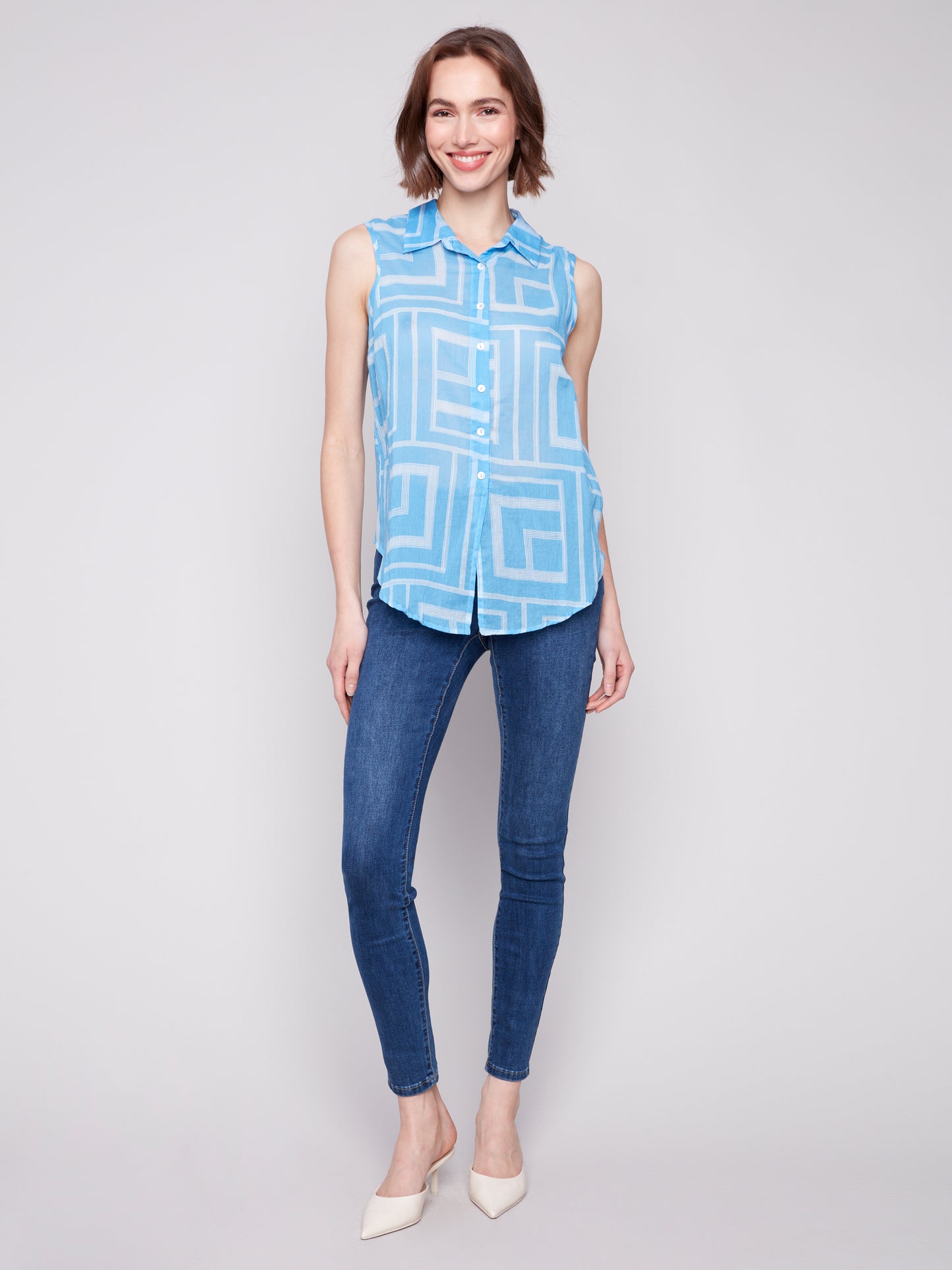 CB Slvless Top W/Tie Front