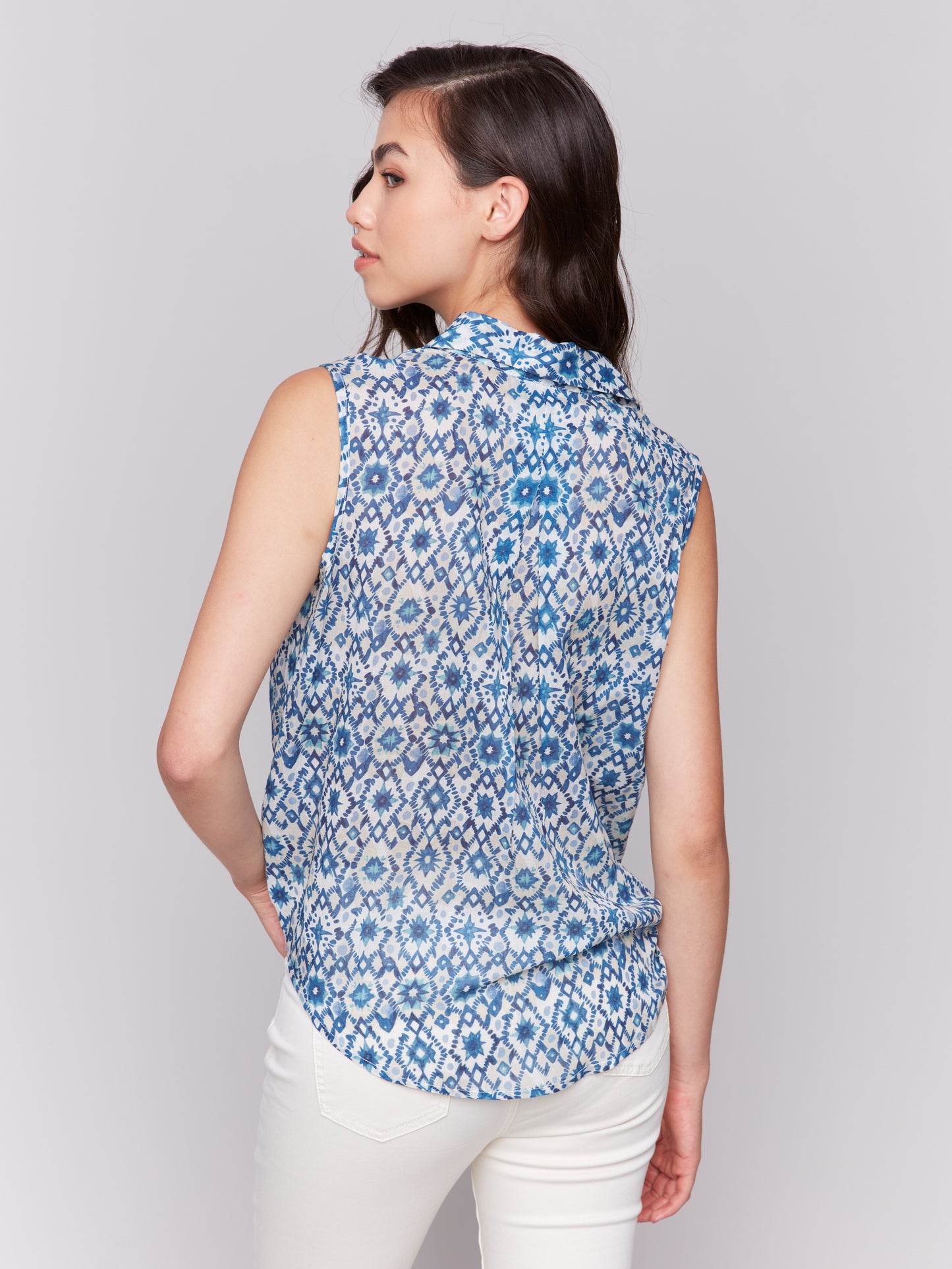 CB Slvless Top W/Tie Front