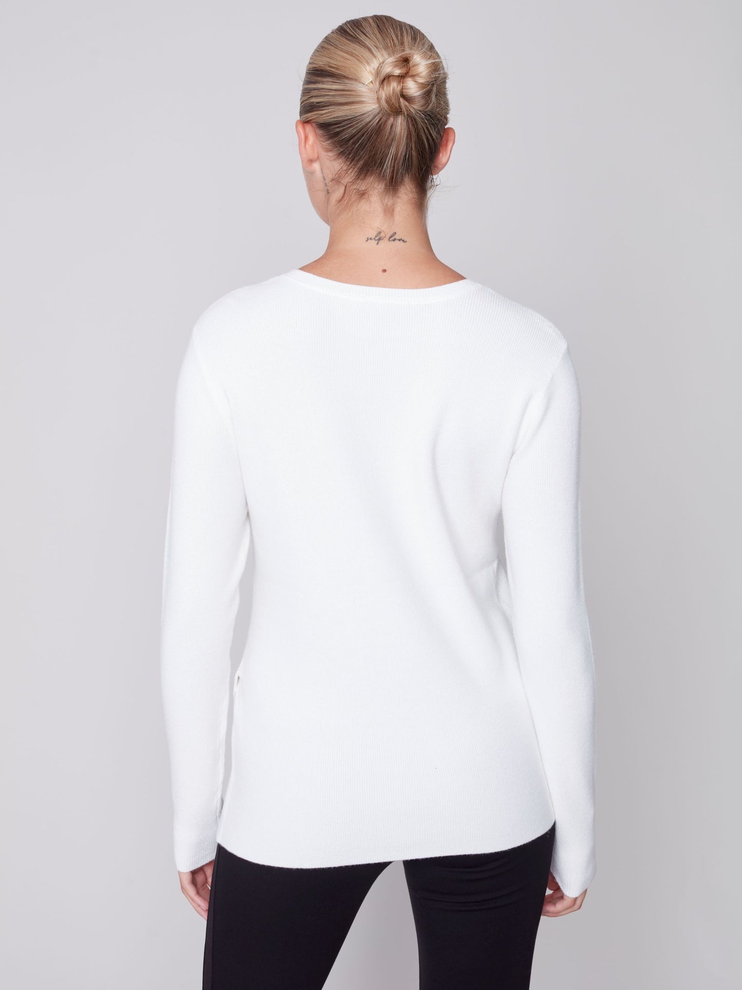 CB Plushy V-Neck W/Grommets
