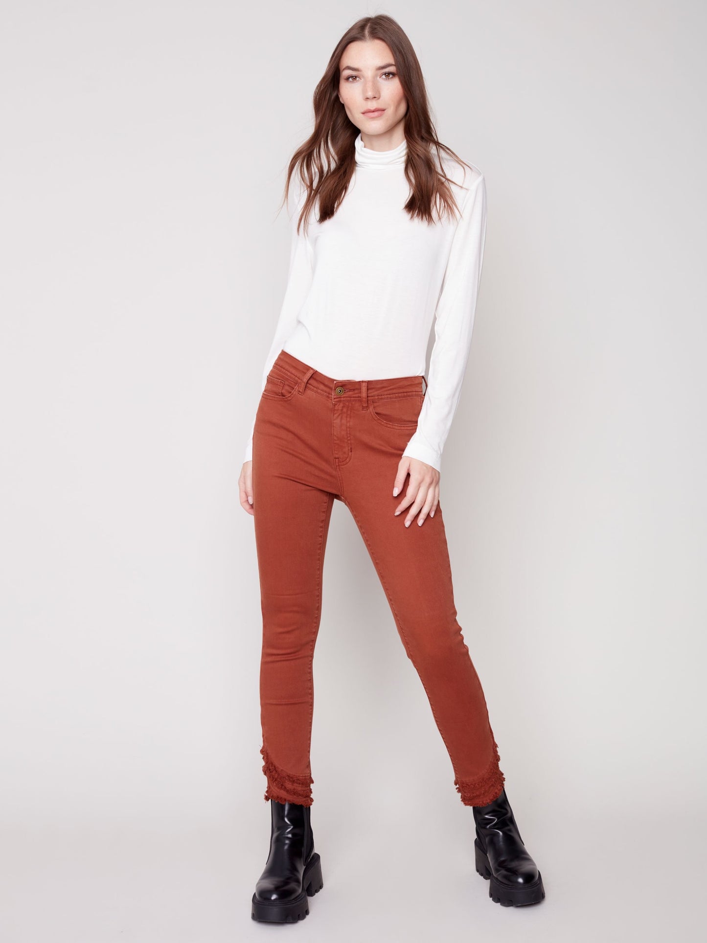 CB Frayed Hem Denim Pant