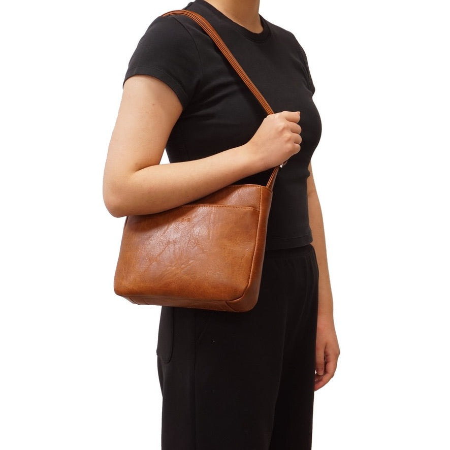 S-Q Cross-Body Solana
