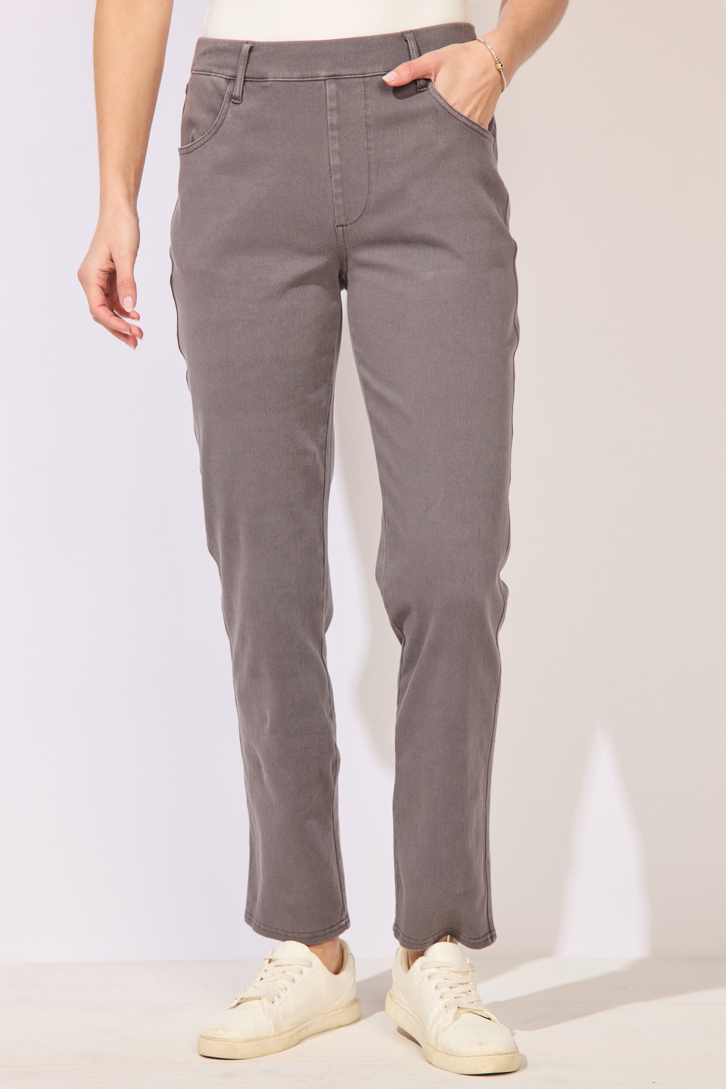 ESC Comfort Straight Leg Jean