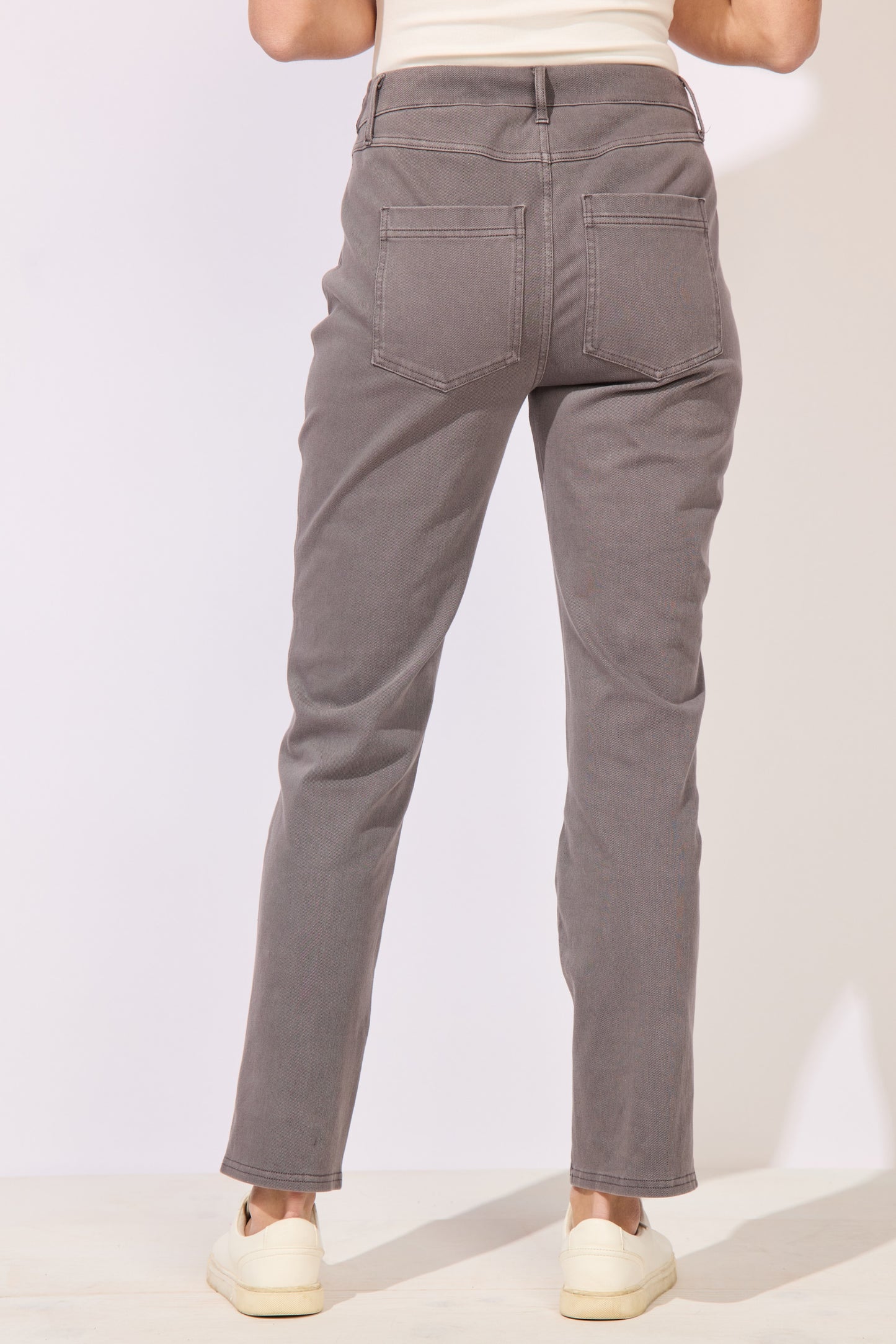 ESC Comfort Straight Leg Jean