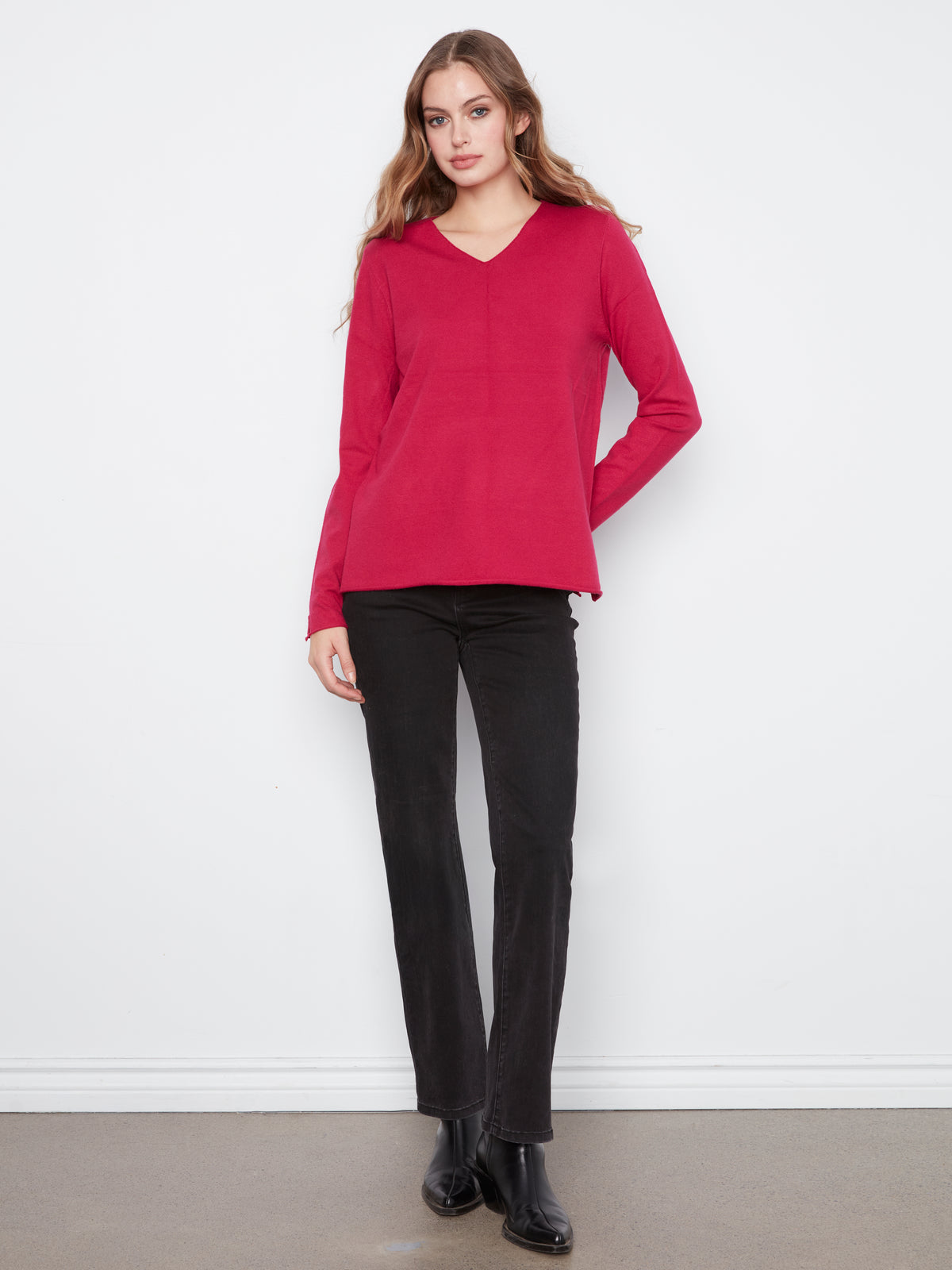 CB Long Slv V-Neck Sweater