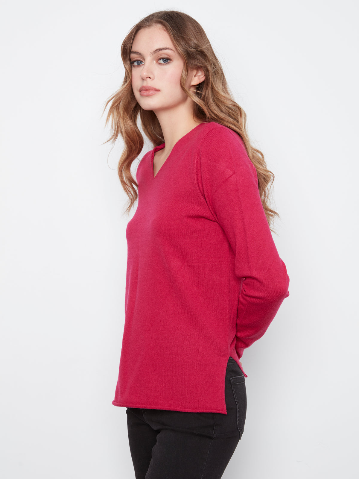 CB Long Slv V-Neck Sweater