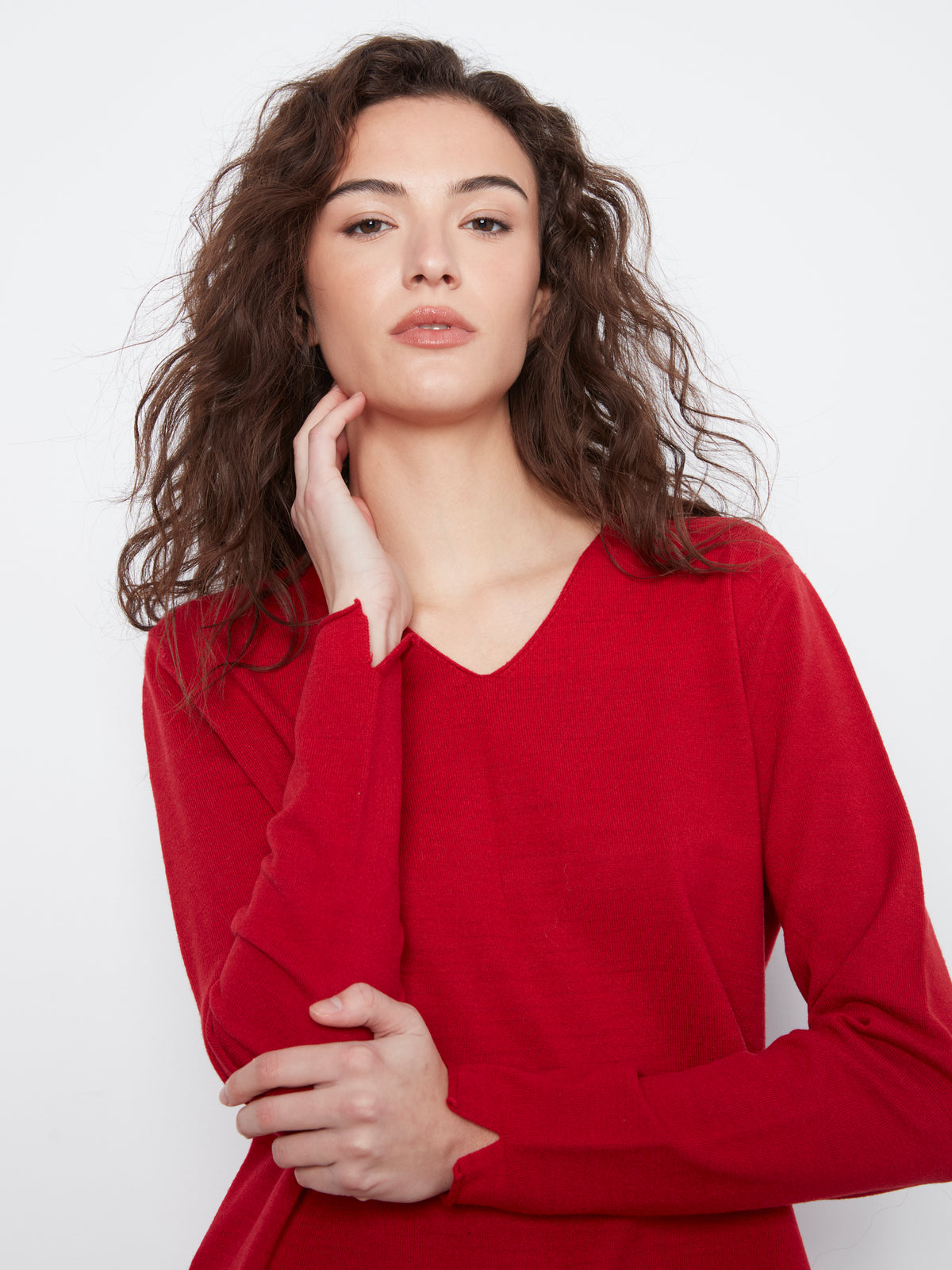 CB Long Slv V-Neck Sweater
