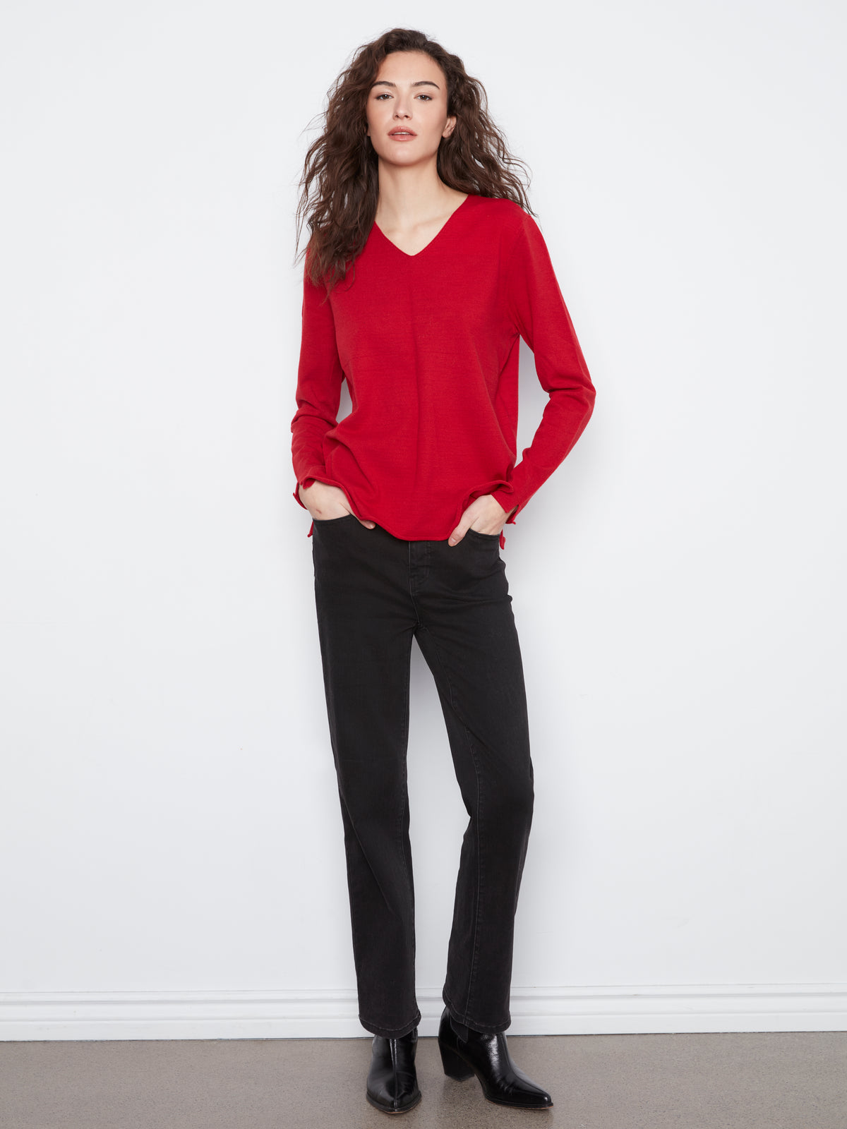 CB Long Slv V-Neck Sweater