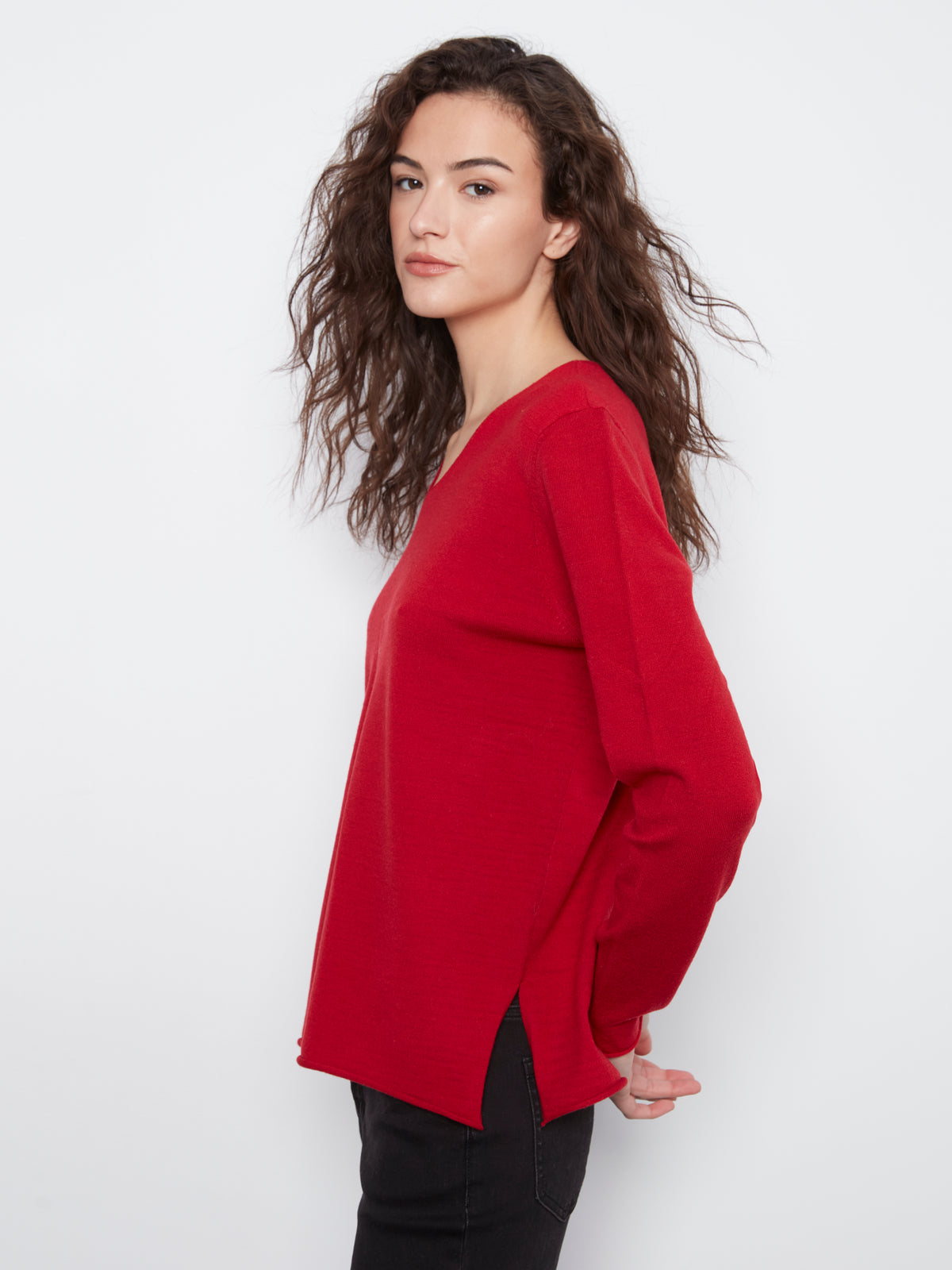 CB Long Slv V-Neck Sweater