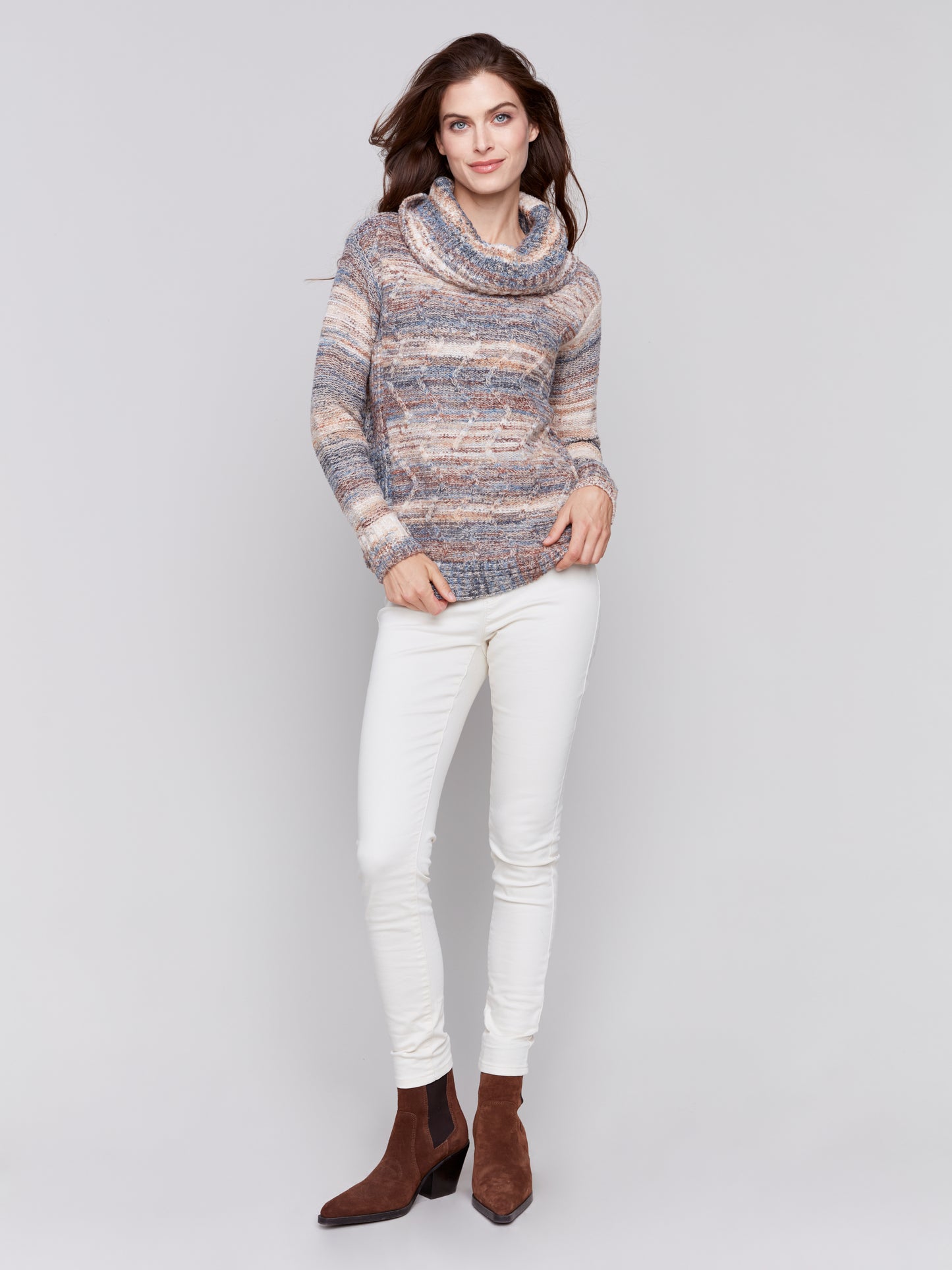 CB Two-Tone Yarn Cowlneck