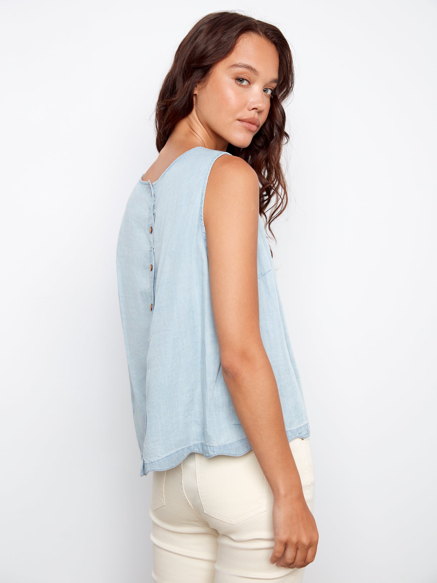 CB Scallop Hem Slvless Top