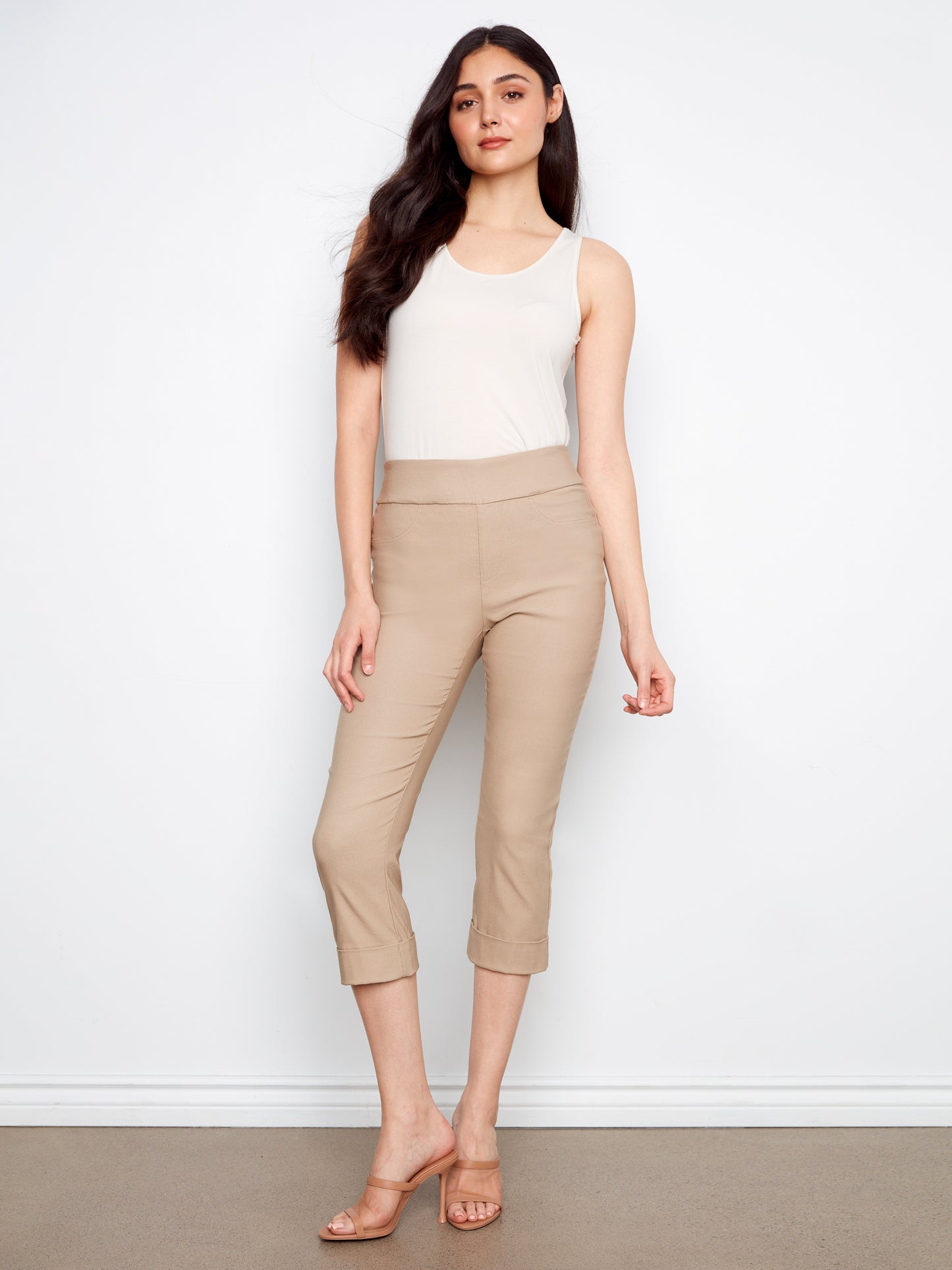 CB Pull On Stretch Capri