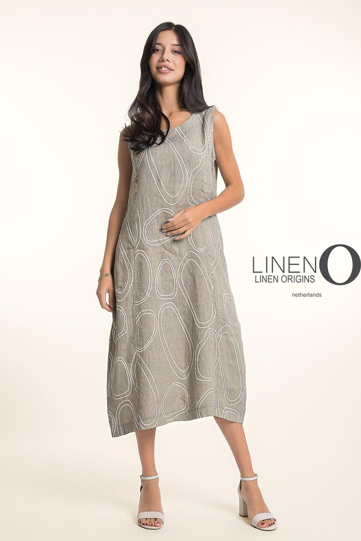 LO Sleeveless Long Dress