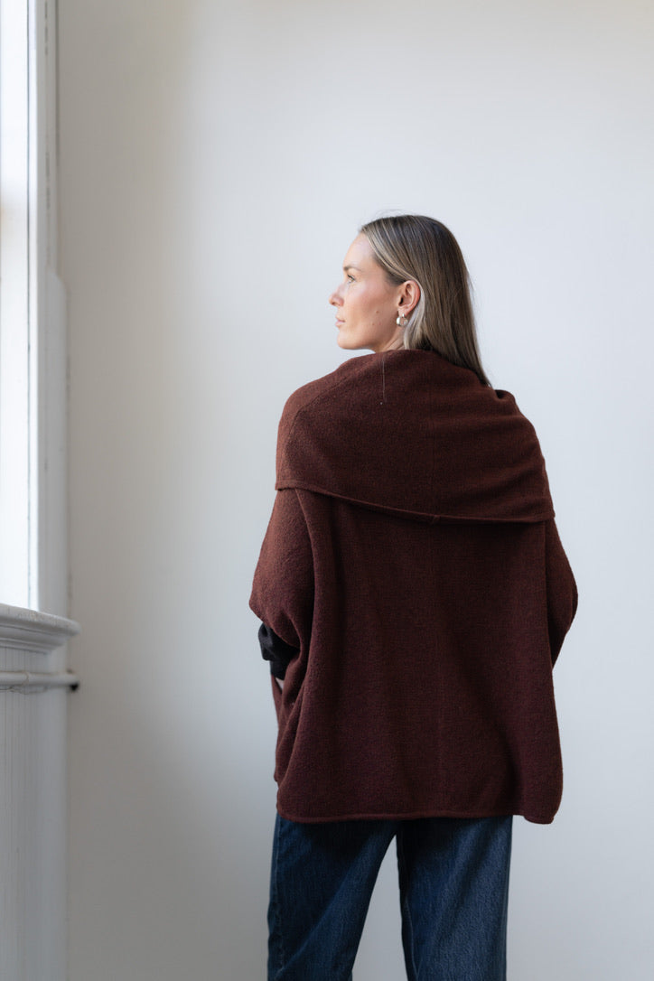 EV Kanga Cowl Capelet