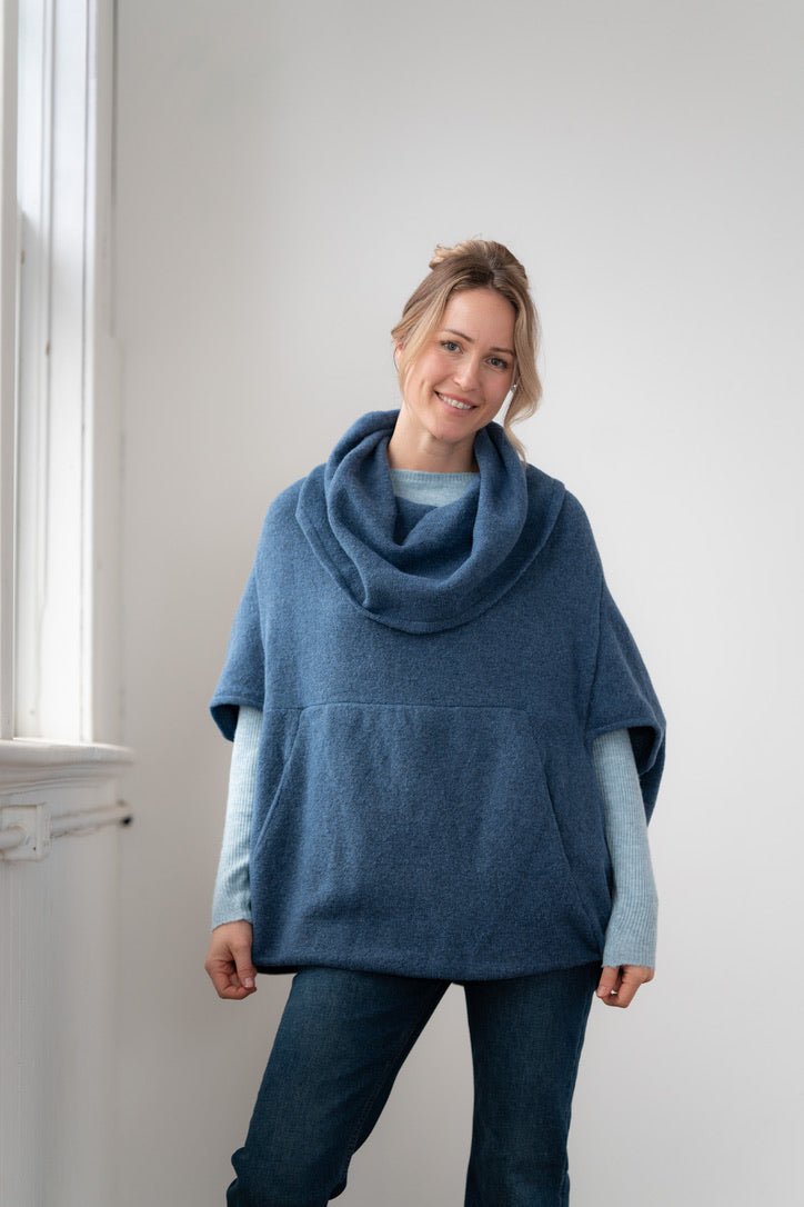 EV Kanga Cowl Capelet