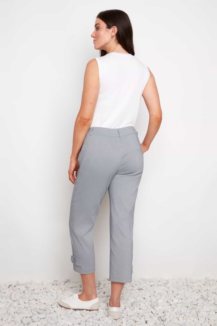 Up! Pull-On Crop Pant