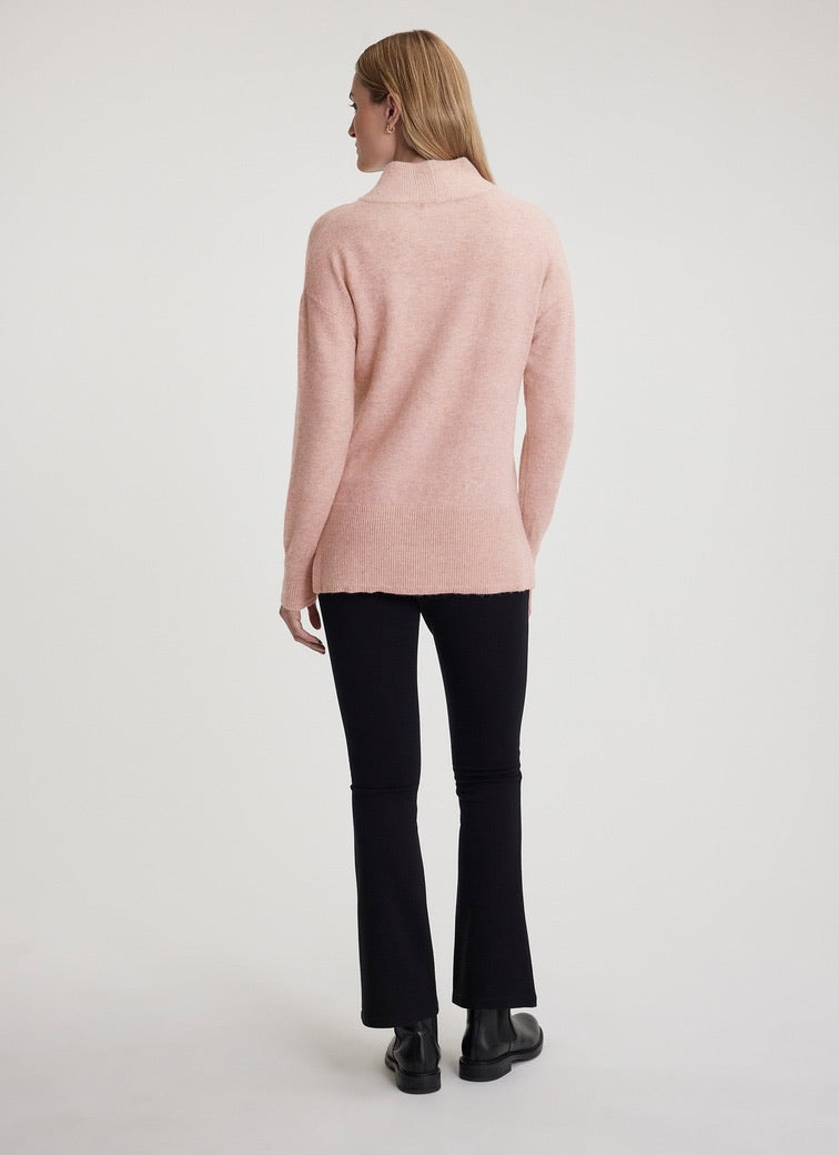 FIG ANAYA Mockneck
